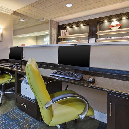 Hampton Inn Princeton Экстерьер фото