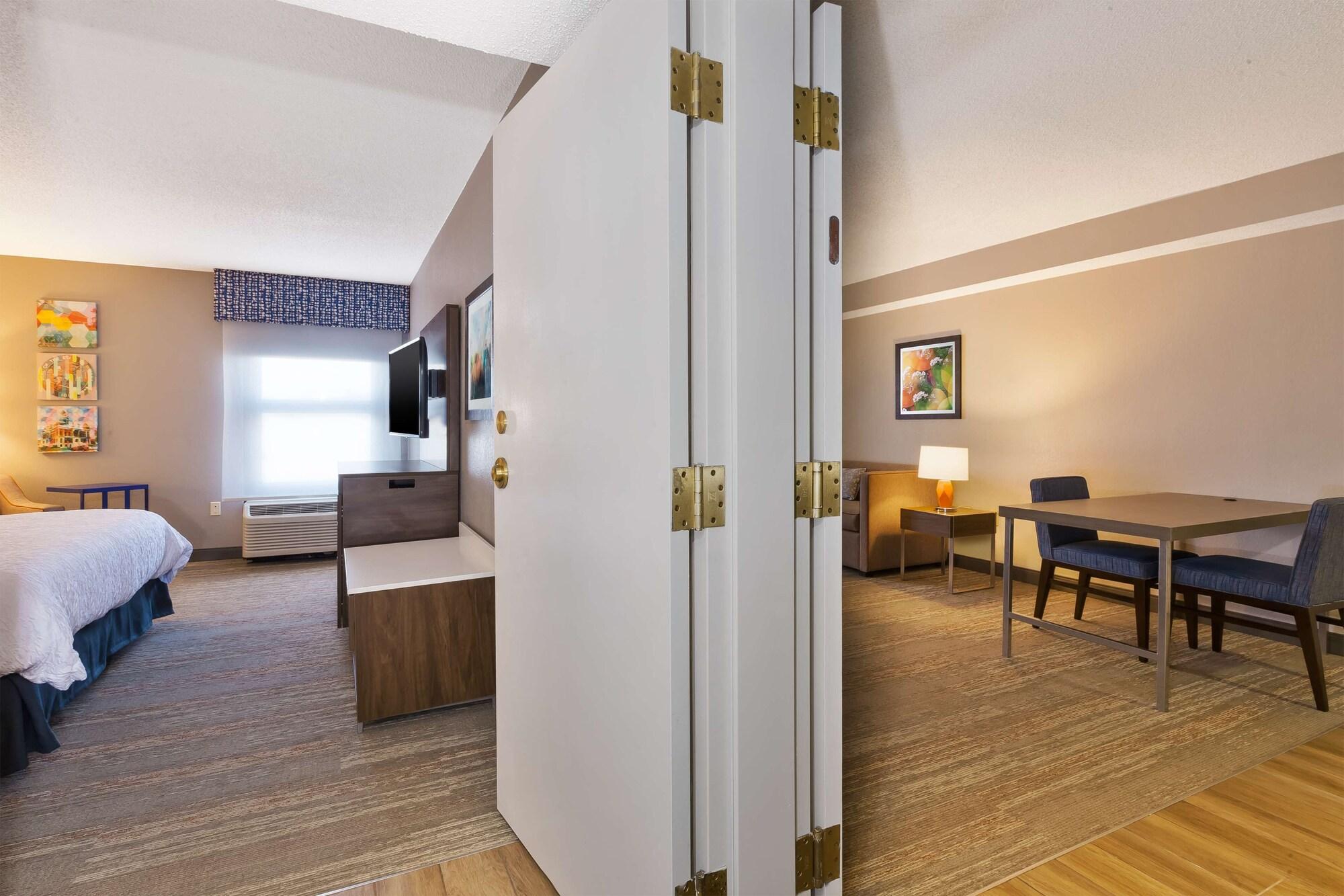 Hampton Inn Princeton Экстерьер фото