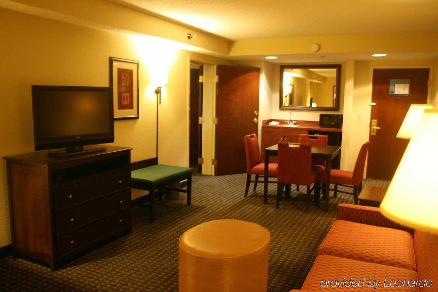 Hampton Inn Princeton Номер фото